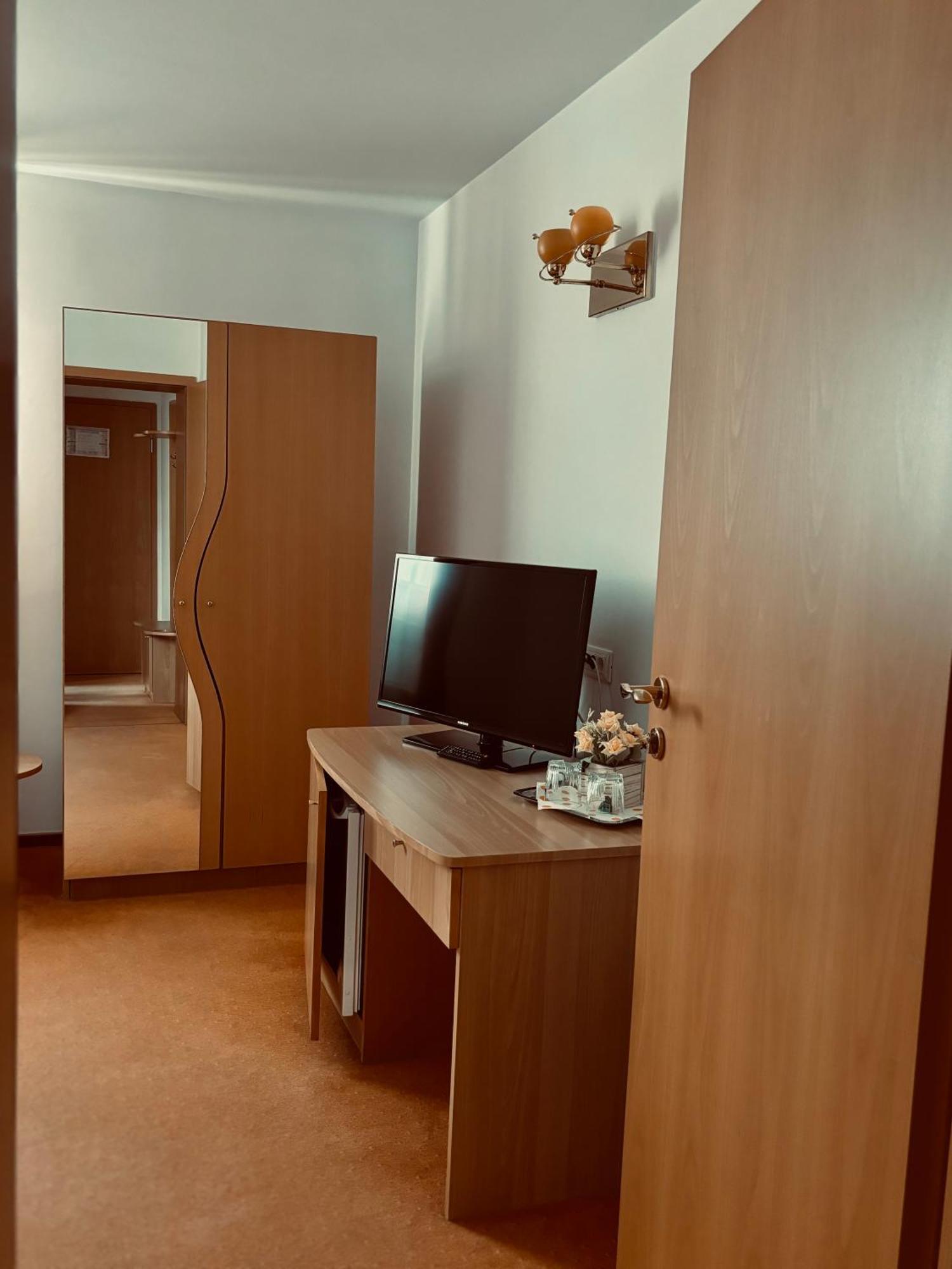 Pensiunea Atlantis Szászbuda Kültér fotó